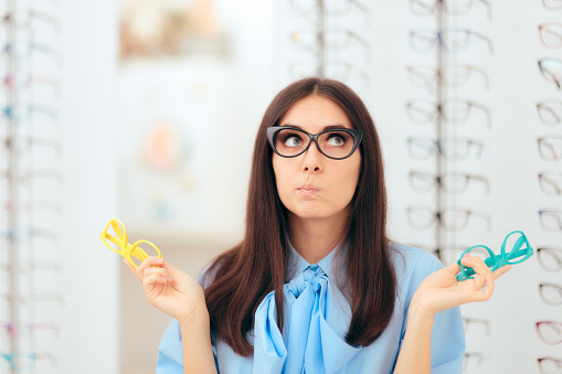 Choosing The Right Frame Material For Eyeglasses