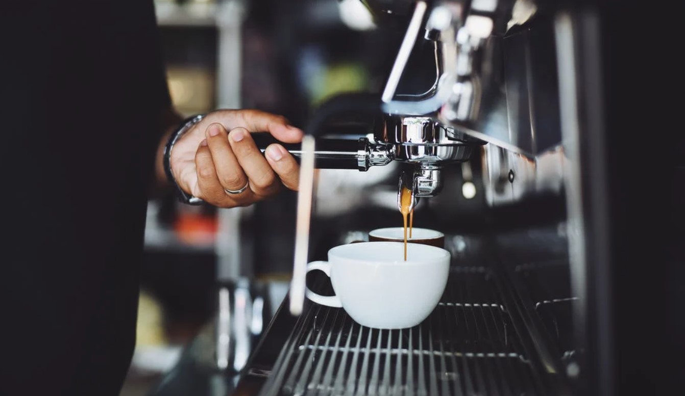 Coffee Equipment You Must Have Before Setting Up a Coffee Shop