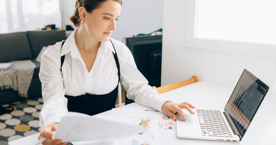 girl using computer