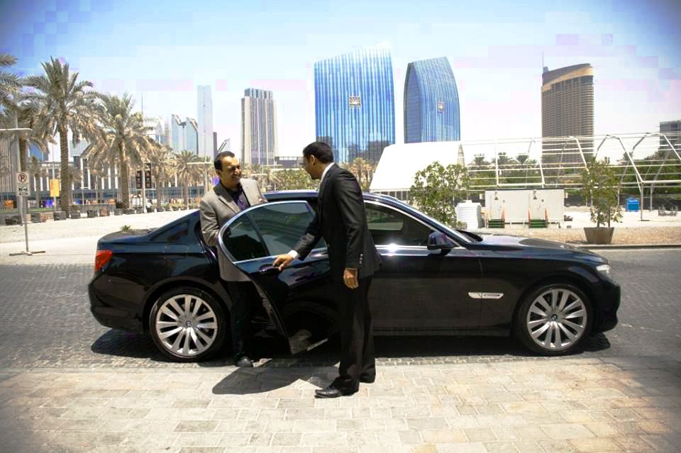 Picking A Chauffeur Service For Business